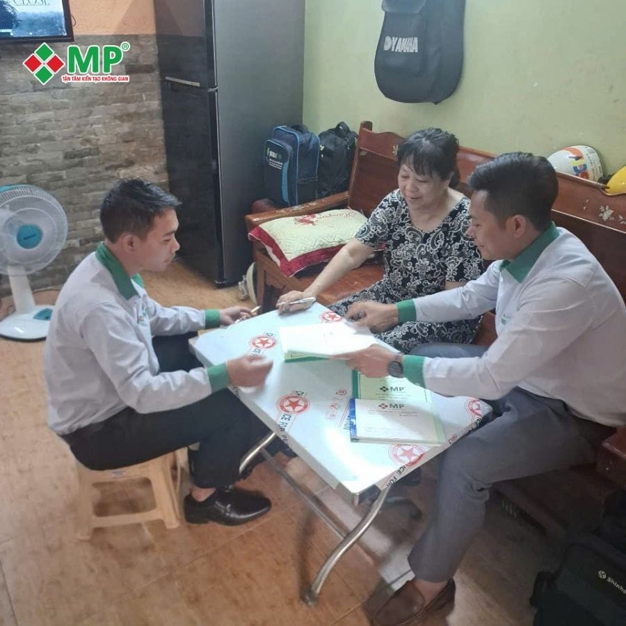Tiếp nhận yêu cầu và khảo sát hiện trạng