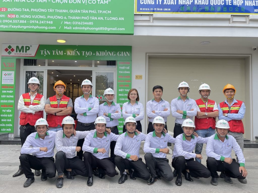 Đội ngũ nhân viên Minh Phương với nhiều năm kinh nghiệm trong lĩnh vực xây dựng