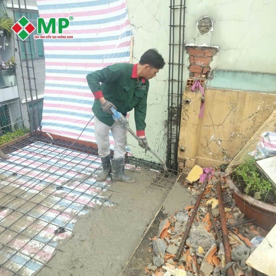 Hình ảnh thi công sửa chữa nhà Quận 8 (1)
