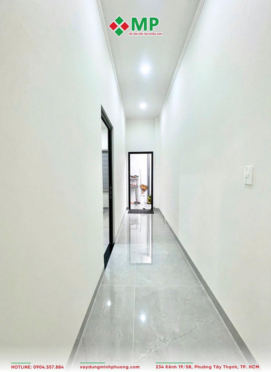 BÀN GIAO NHÀ PHỐ 2 TẦNG HIỆN ĐẠI 4.5X14M TẠI TÂY NINH - BG05 13 Hành lang và lối đi