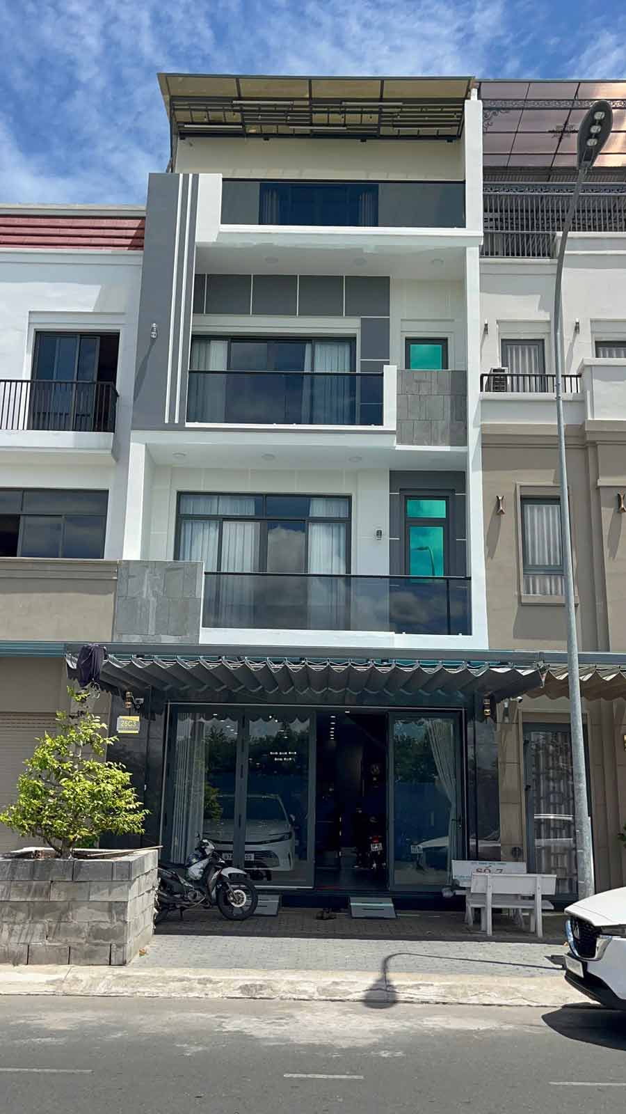Phối cảnh nhà phố 4 tầng hiện đại 6x15m tại An Giang 