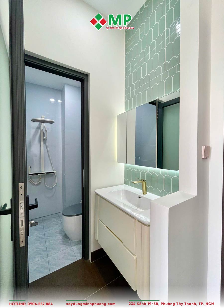 BÀN GIAO NHÀ PHỐ 3 TẦNG CẦN GIUỘC TÂY NINH HIỆN ĐẠI - BG1 16 Phòng WC nhà 3 tầng Cần Giuộc Tây Ninh