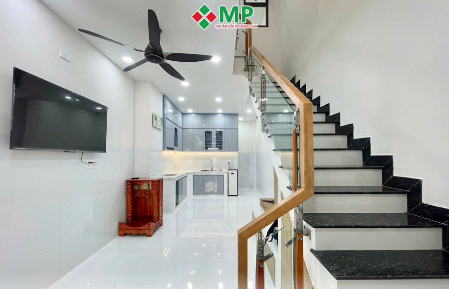Bàn Giao Nhà Phố 4 Tầng Hiện Đại 3.5x13m Quận 8, HCM - BG17 12 Cầu thang kết nối các tầng nhà phố 4 tần hiện đại 3,5x13m
