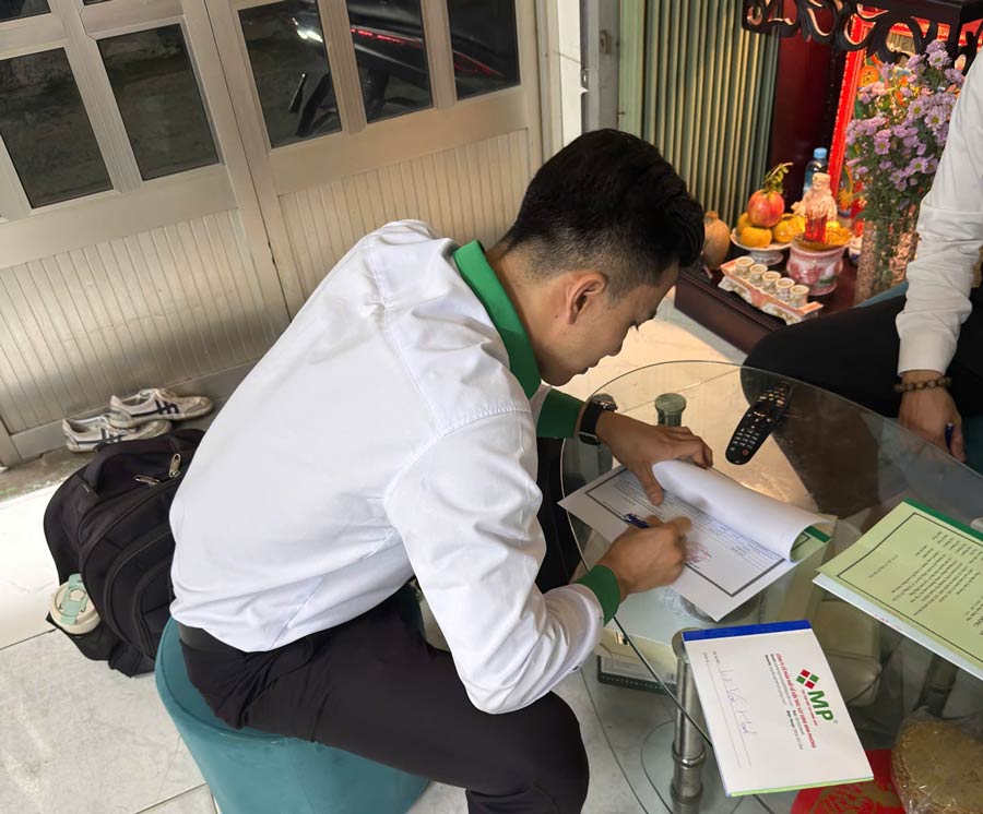 Ký Hợp Đồng Sửa Chữa Nhà 3 Tầng Quận 11 Trọn Gói - HĐ03 5 Lễ ký kết hợp đồng sửa chữa nhà trọn gói 3 tầng Quận 11