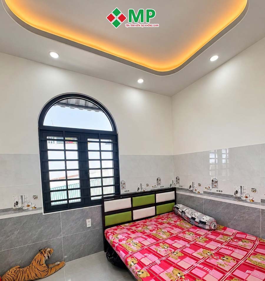 Bàn Giao Nhà Mái Thái Gác Lửng 6x16m Tại Cần Thơ - BG21 9 Không gian phòng ngủ đơn giản, thoải mái